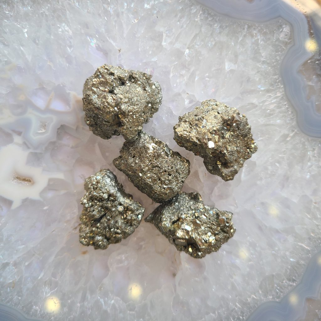 pyrite brute du Pérou naturelle forme libre