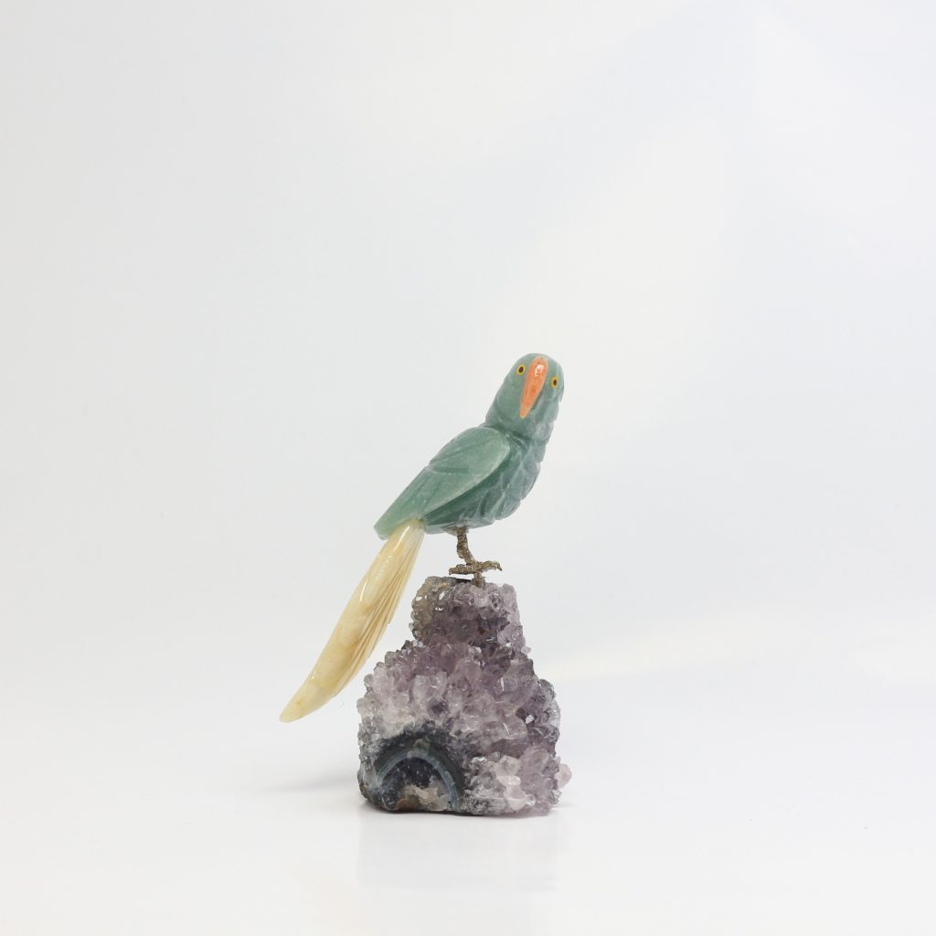 sculpture perroquet en aventurine verte et calcite