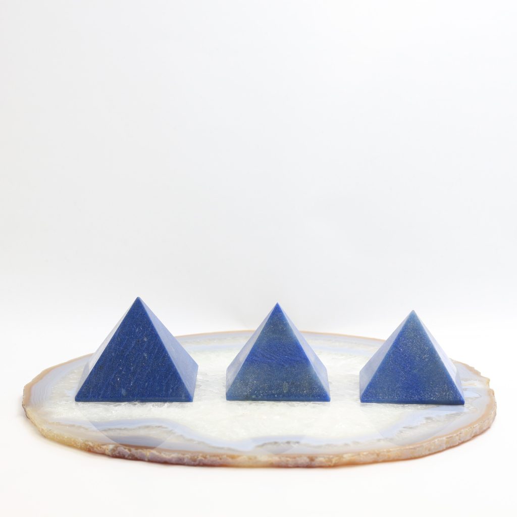 Pyramides en aventurine bleue polie AA du Brésil 64 mm 57 mm 56 mm